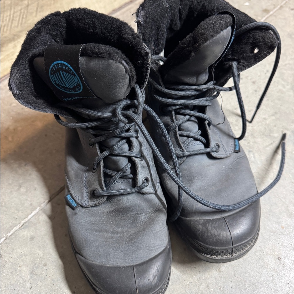 Palladium dark blue/Black Leather Boots